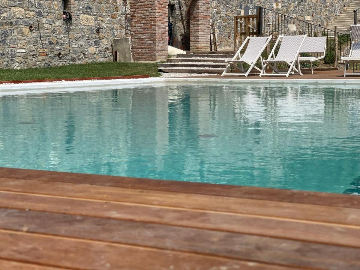 Agriturismo La Burlanda Фоздиново Экстерьер фото