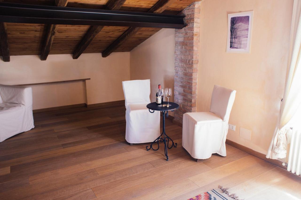 Agriturismo La Burlanda Фоздиново Экстерьер фото