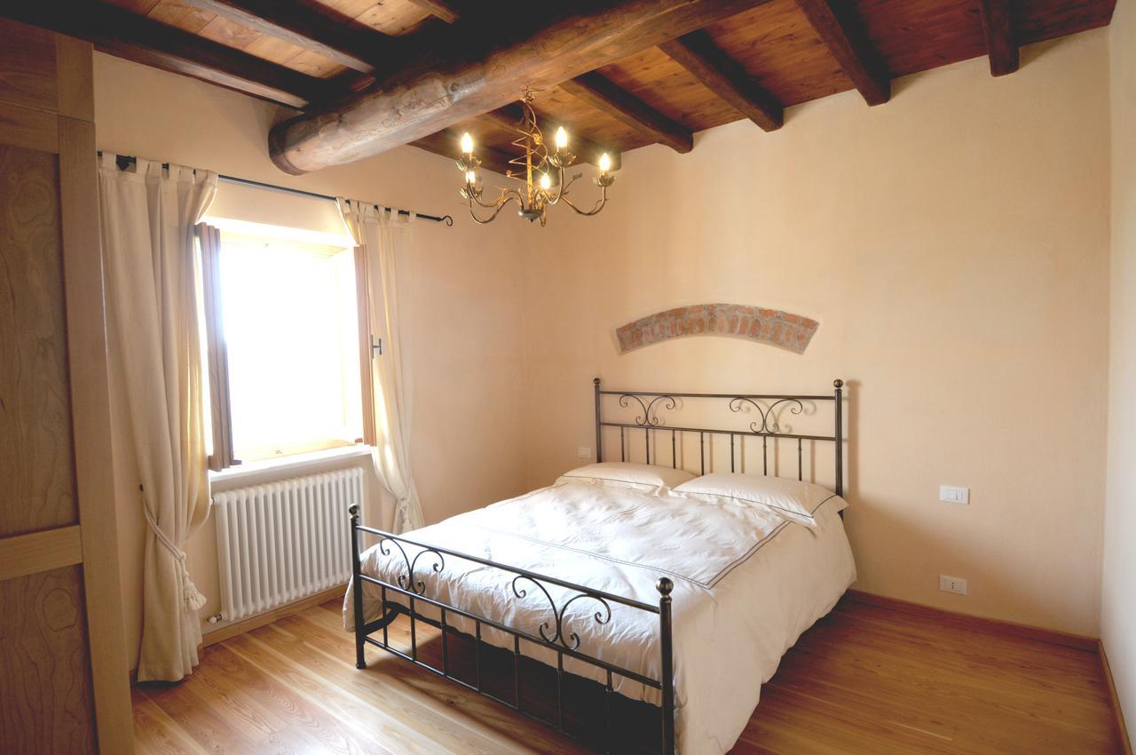 Agriturismo La Burlanda Фоздиново Экстерьер фото